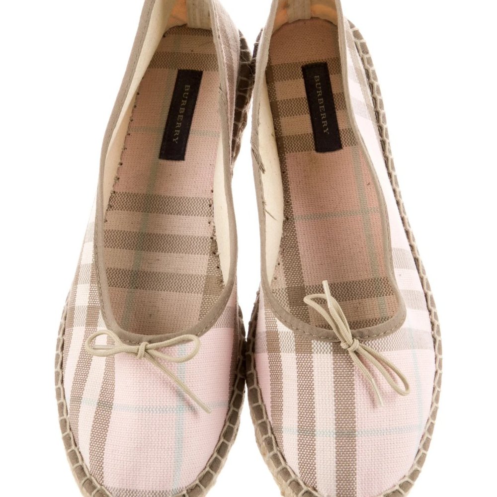 BURBERRY Canvas Printed Espadrilles- Size 9- Box included if wish - Picture 3 of 5
